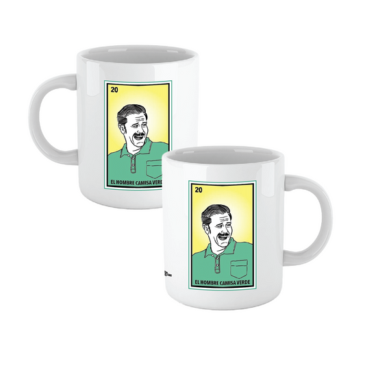 El Hombre Camisa Verde mug